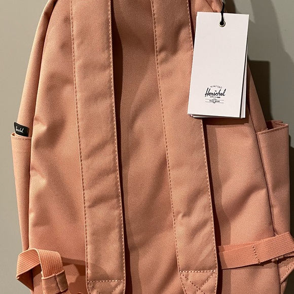 Herschel Nova Backpack | Mid-Volume Cafe Crème - Picture 8 of 10